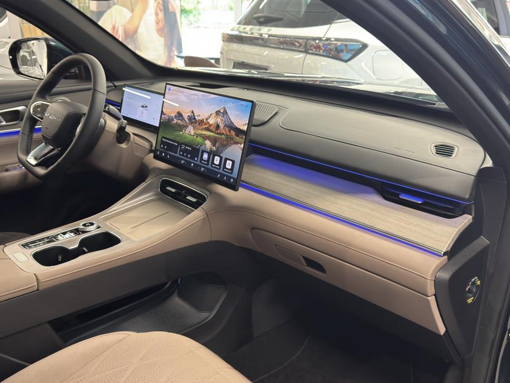CHERY Tiggo 8 Plug-in Hybrid Unique
