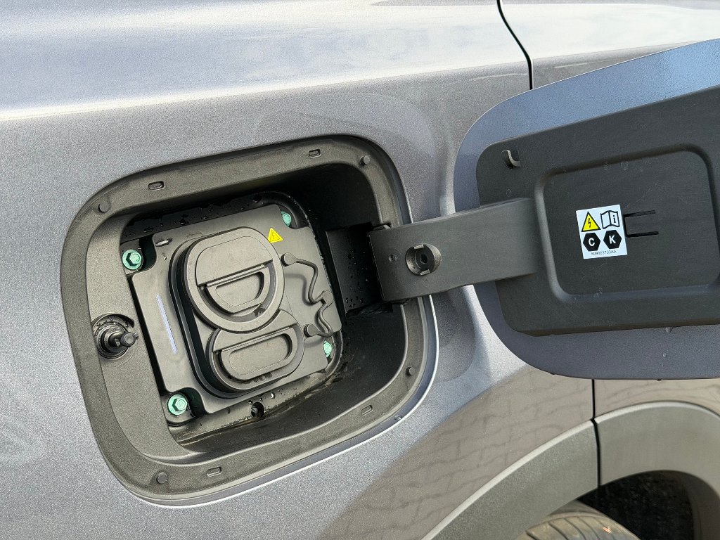 CHERY Tiggo 7 Plug-in Hybrid Family edition