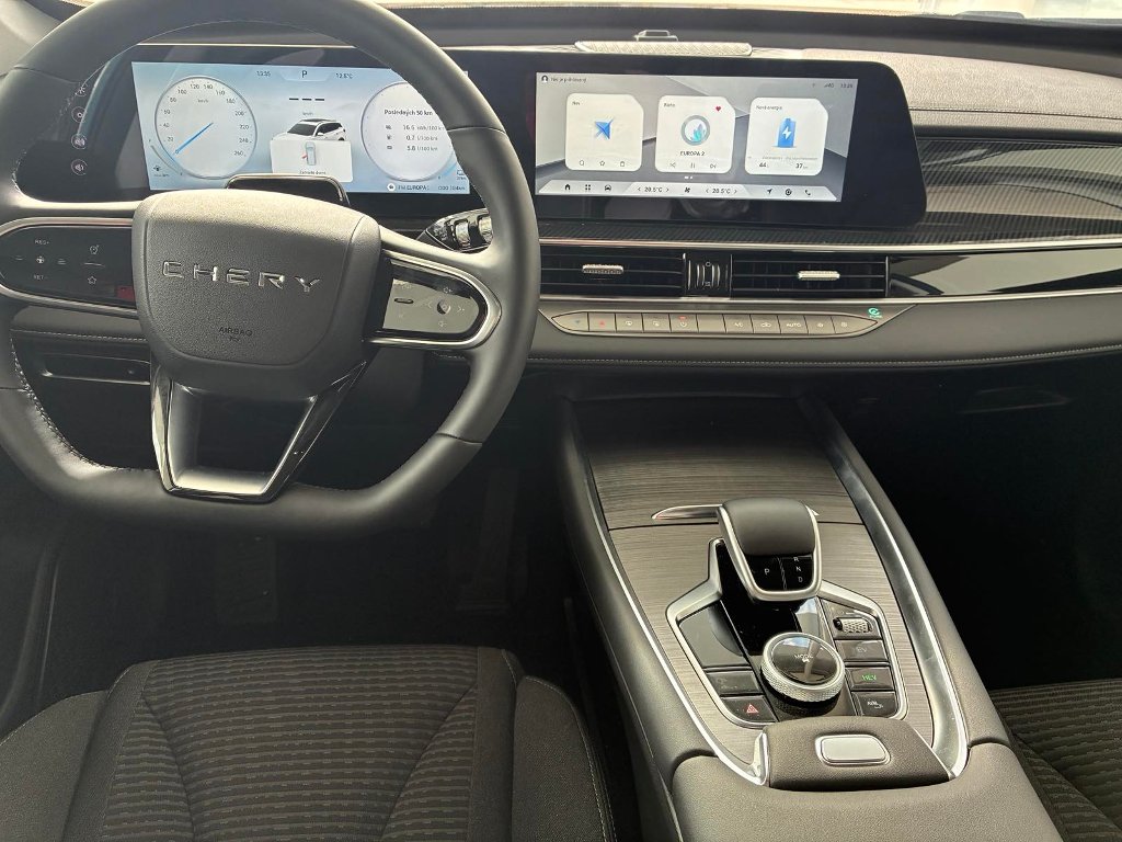 CHERY Tiggo 7 Plug-in Hybrid Luxury